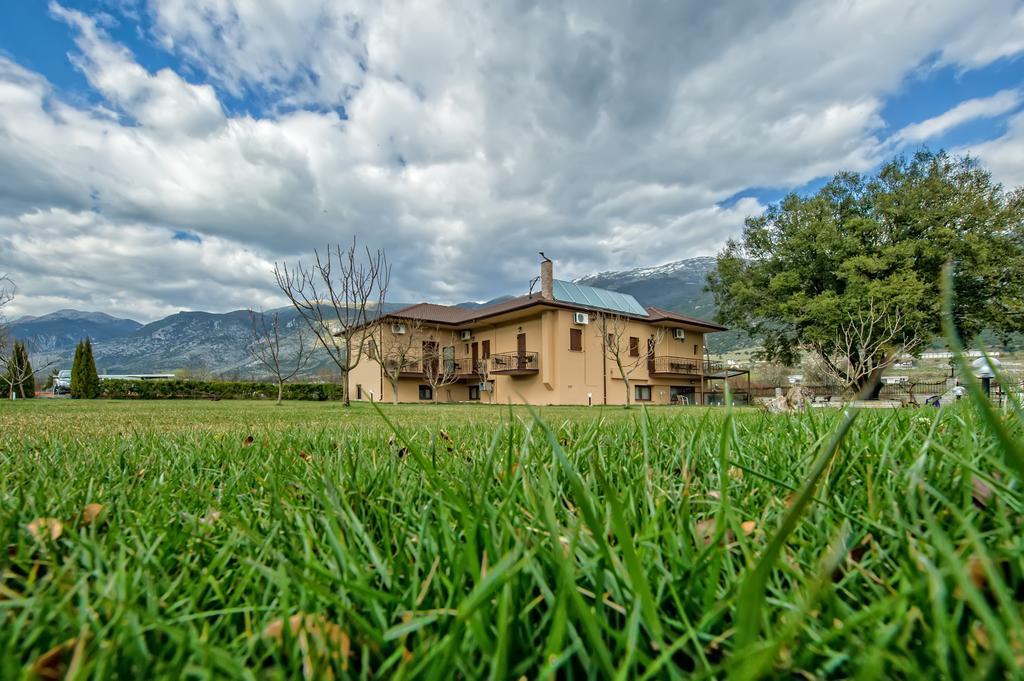 Ξενώνας Γούσιας Ioánina Exterior foto